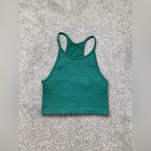 Gap Fit Cropped Tank Top